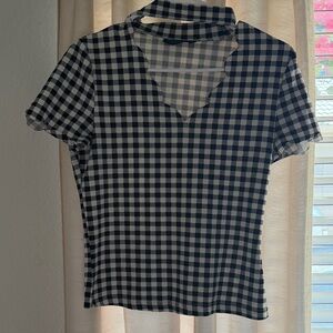 SHEIN Black & White Checkered Short-Sleeve V-Neck Top
